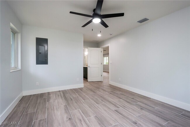 Building Photo - 27642 Imperial Shores Blvd