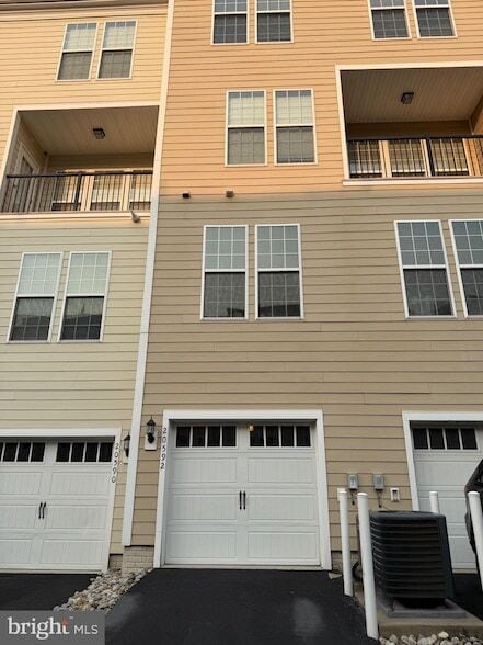 Building Photo - 20592 Geddes Terrace