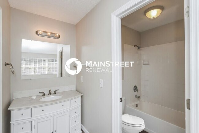 Building Photo - 3 Bedroom Pet-Friendly Home in PALM BAY, FL with Main Street Renewal