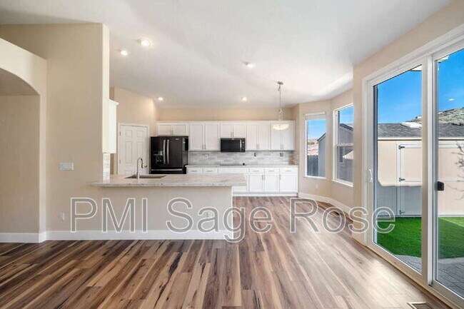 Building Photo - 4276 Talladega Dr