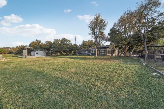 Building Photo - 1739 Starwood Dr