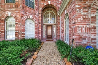 Building Photo - 5522 Honor Dr