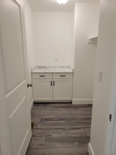 Building Photo - 15068 S Wild Horse Way