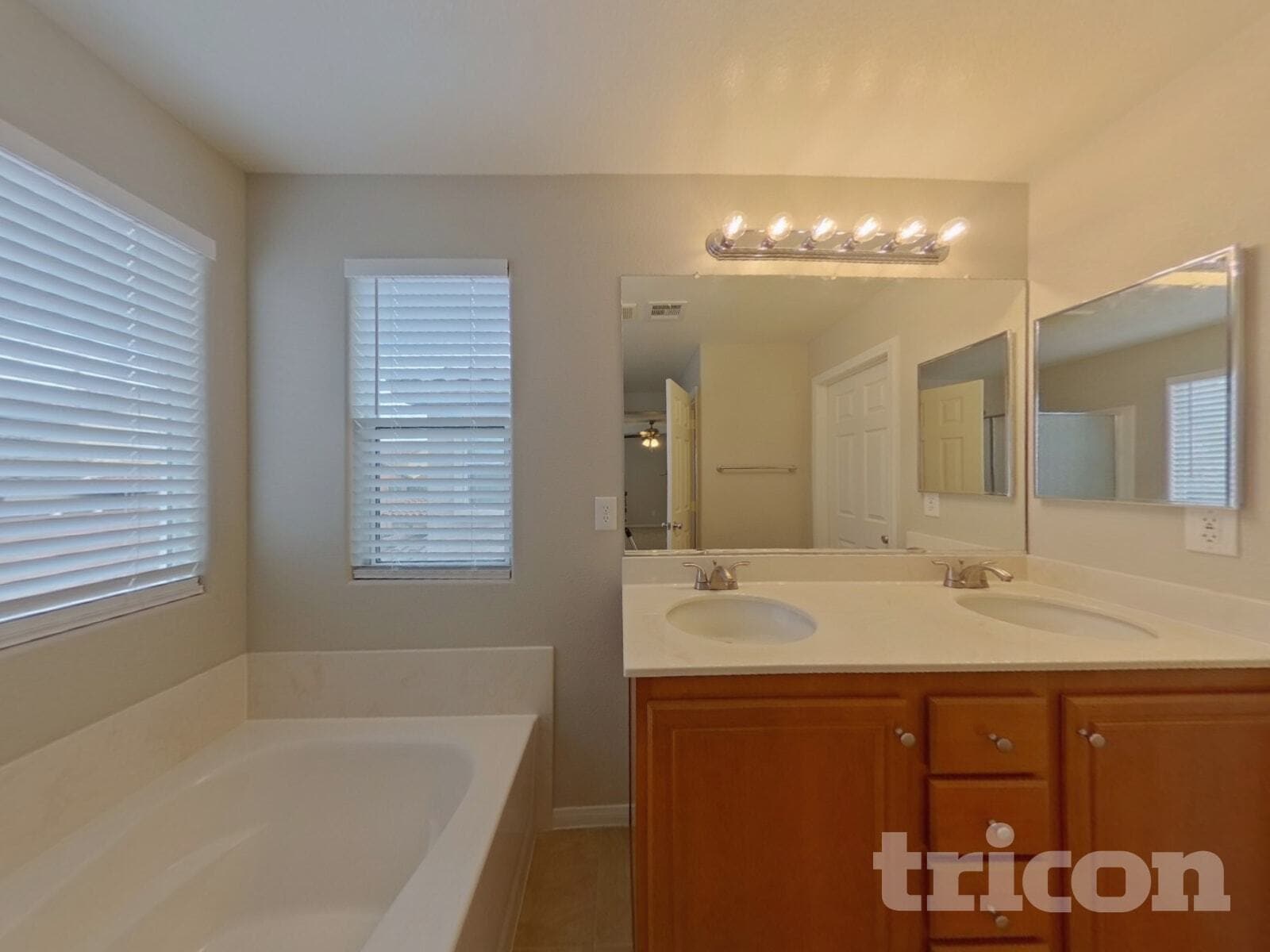 Building Photo - 9358 Shawnee Mission Ave