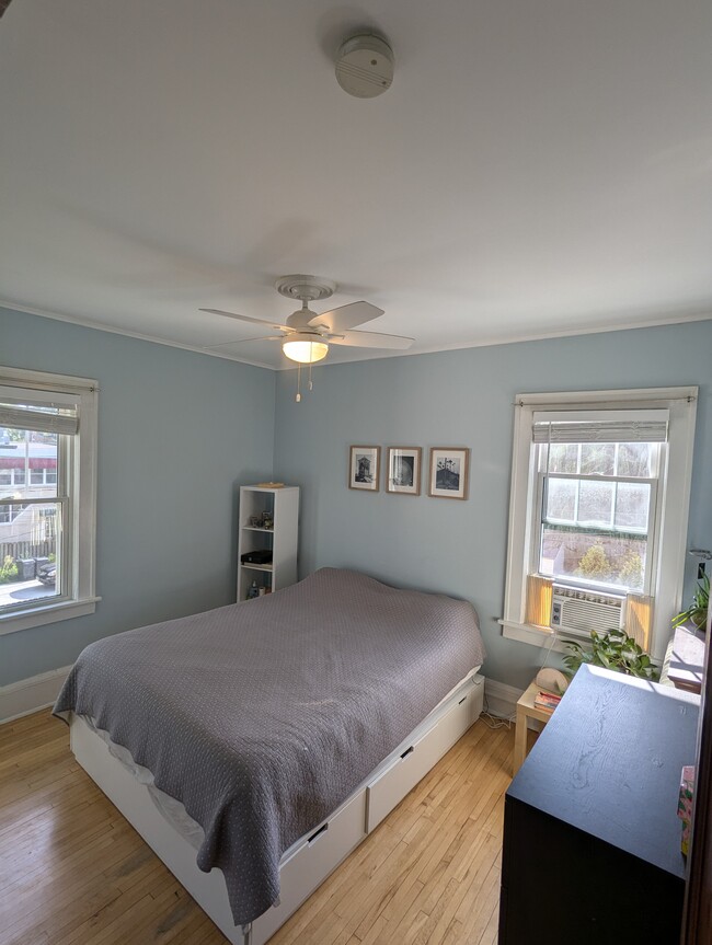 Building Photo - 3332 Colfax Ave S