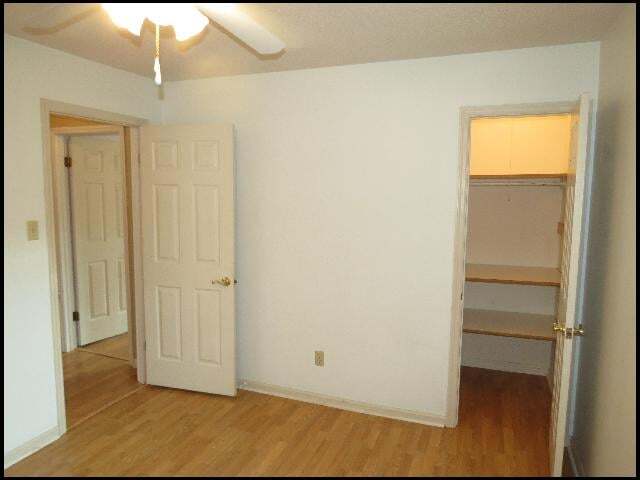 Building Photo - 12 Cedar Point Ct