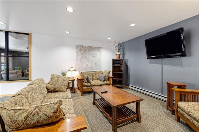 Building Photo - Winter Seasonal Rental- Cedar Lodge 218