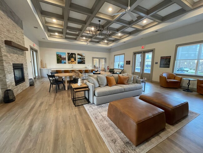 Building Photo - Tuscany con Terrazza | 1 Bed 1 Bath | 773 sf