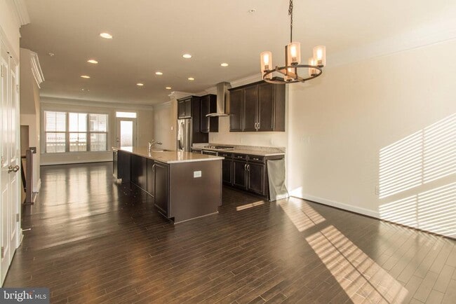 Building Photo - 14337 Potomac Heights Ln