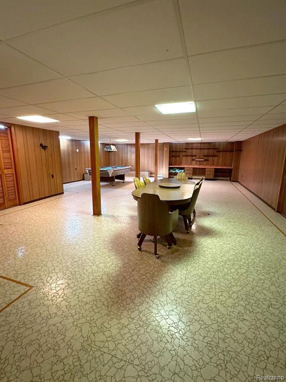 Building Photo - 6615 Fairwood Dr