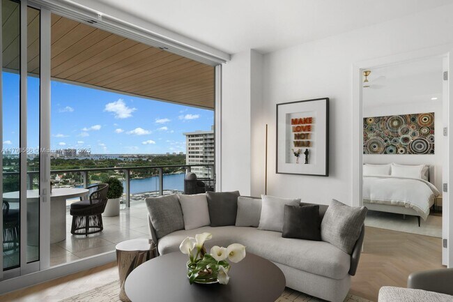 Building Photo - 5775 Collins Ave