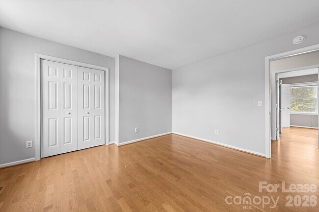 Building Photo - 214 Southern Cross Ln