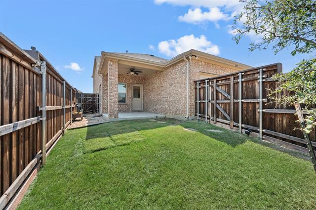 Building Photo - 2333 Copal Dr