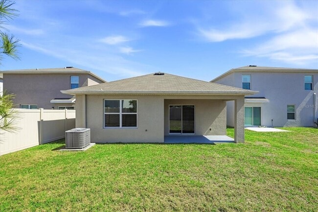 Building Photo - 2901 Maiden Grass Isle