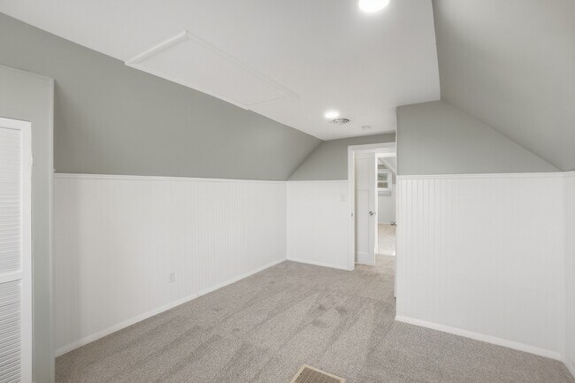 Building Photo - 1028 Colwick Dr