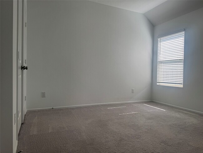 Building Photo - 2944 Cordova Hl Dr
