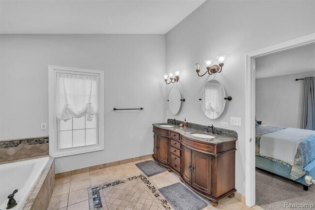 Building Photo - 45077 Roundview Dr