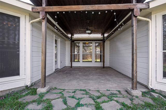 Building Photo - 2800 Dover Dr