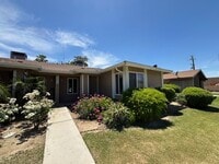 Building Photo - 4809 Treanna Ave