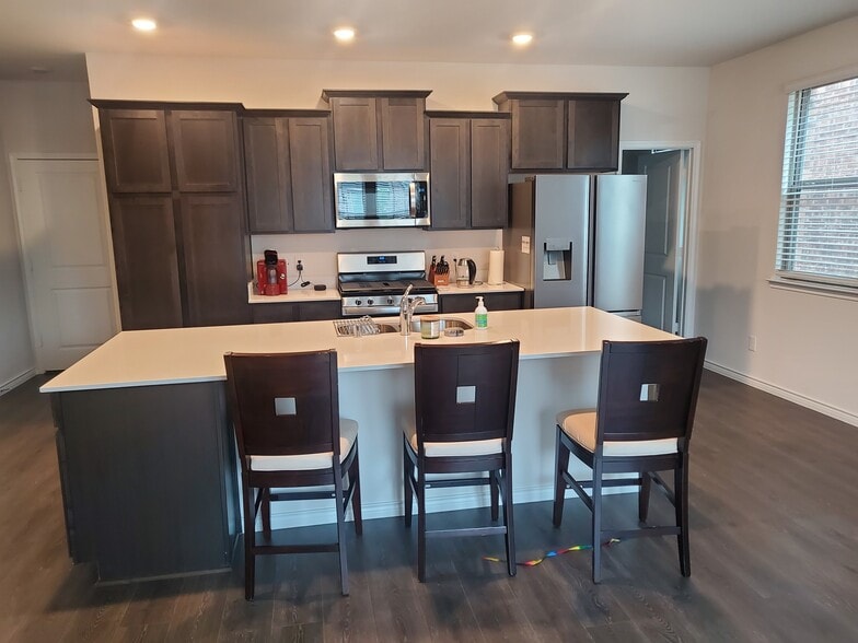 Kitchen - 2137 Buffalo Hill Dr