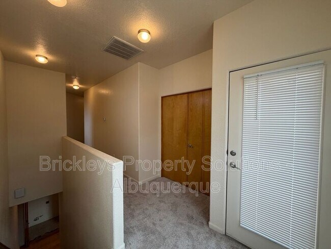 Building Photo - 1612 3rd St SW