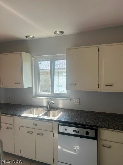 Building Photo - 2888 Morewood Rd