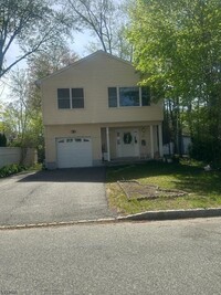 Building Photo - 43 Camden Rd