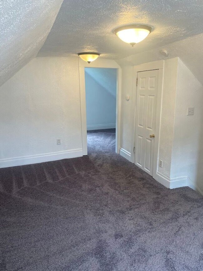 Building Photo - 1514 Rutherford Ave