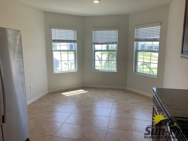 Building Photo - 2007 Glenbrooke Rd.