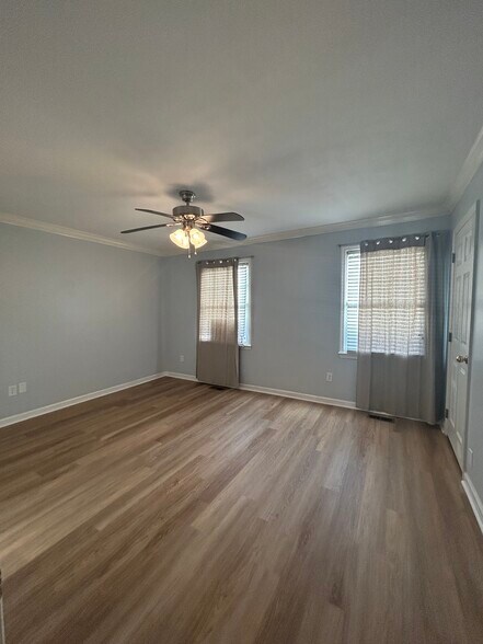 Building Photo - 1212 Chason Dr