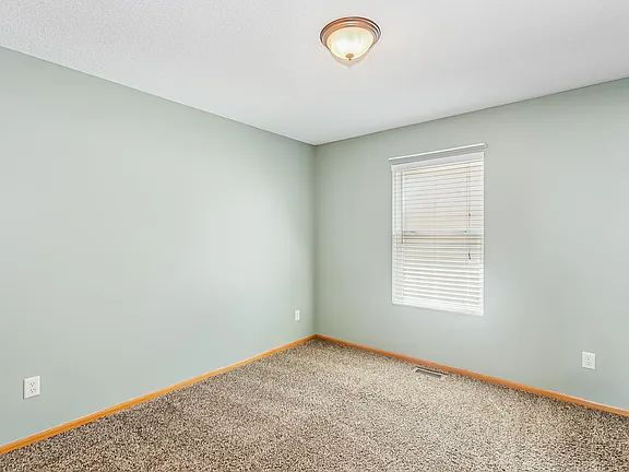 Building Photo - "Spacious 4-Bedroom Family Home with Cozy Fireplace in Wichita - 2261 Sq Ft of Comfort!"