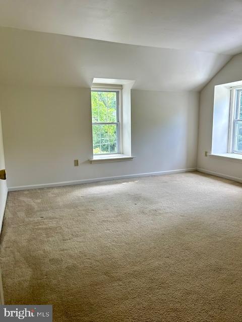 Building Photo - 307 Parkmount Rd