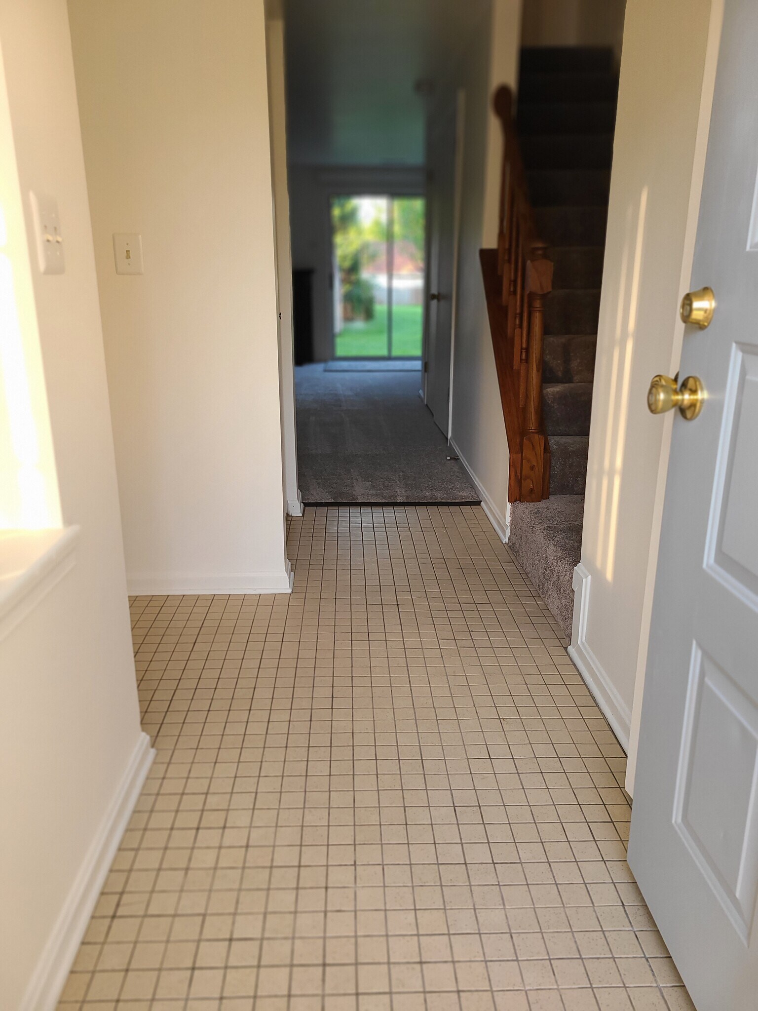Entry foyer - 1207 Brice Sq