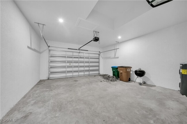 Building Photo - 1612 NW 9th Ave