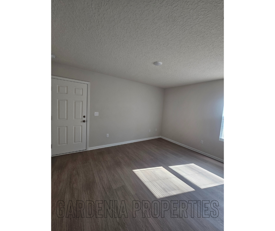 Building Photo - 1115 E 5th St