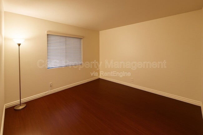 Building Photo - 6268 Cristal Ln