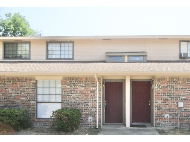 Primary Photo - *****3 BEDROOM APARTMENT IN SEAGOVILLE******