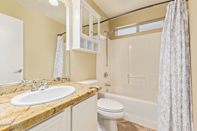 Building Photo - 7420 W Los Gatos Dr