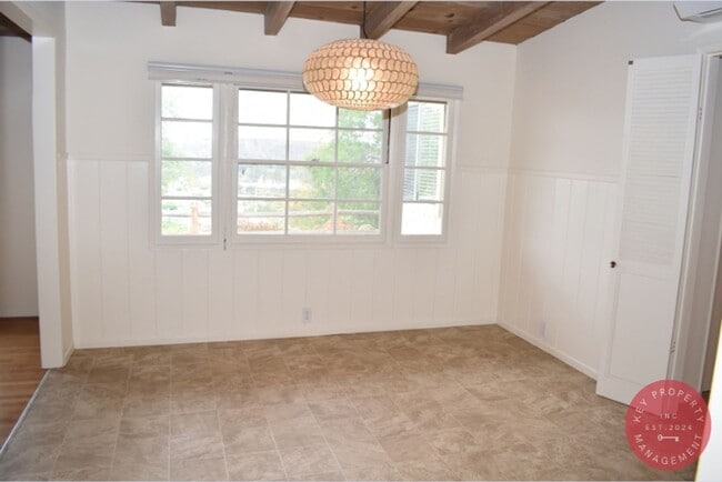 Building Photo - Grantville, Charming 4-Bedroom Home with S...