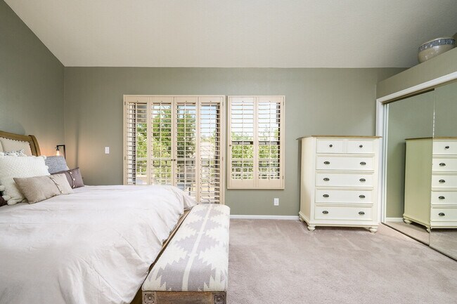 Building Photo - 7272 E Gainey Ranch Rd