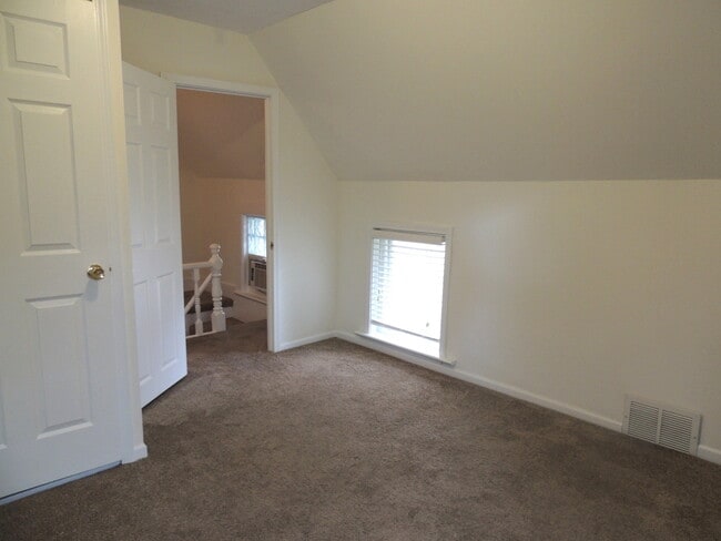 Building Photo - 509 Haish Blvd