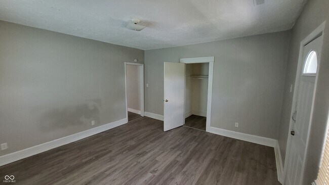 Building Photo - 3617 Unit A Upper Brookside Parkway South Dr
