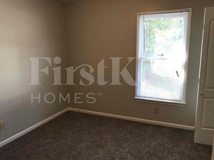 Building Photo - 5438 Winslow Crossing N