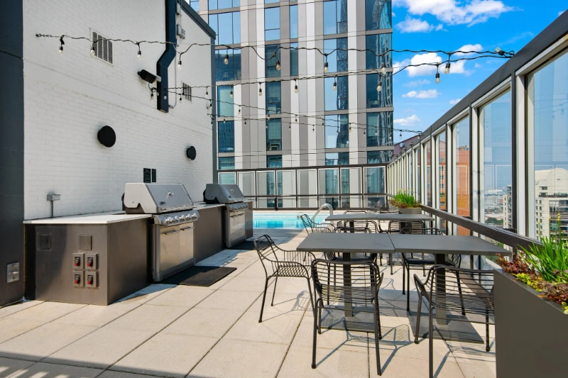 Building Photo - 31 E Chestnut St