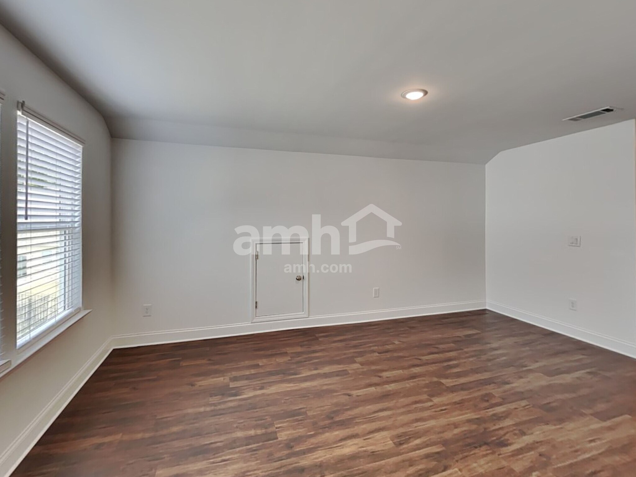 Building Photo - 4886 Pebble Bridge Wy