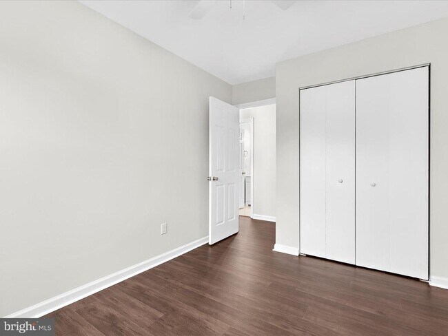 Building Photo - 2499 Vineyard Ln