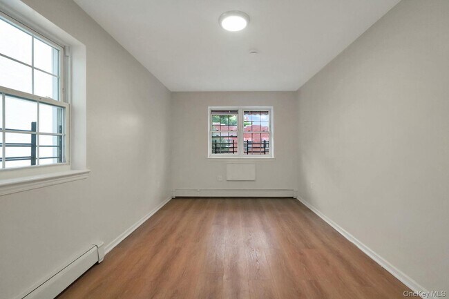 Building Photo - 1051 Cauldwell Ave