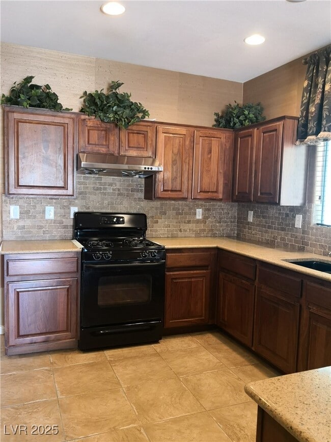 Building Photo - 4952 W Moberly Ave