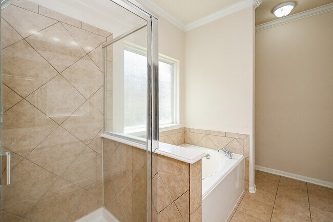 Building Photo - 4411 Wellington Grove Ln
