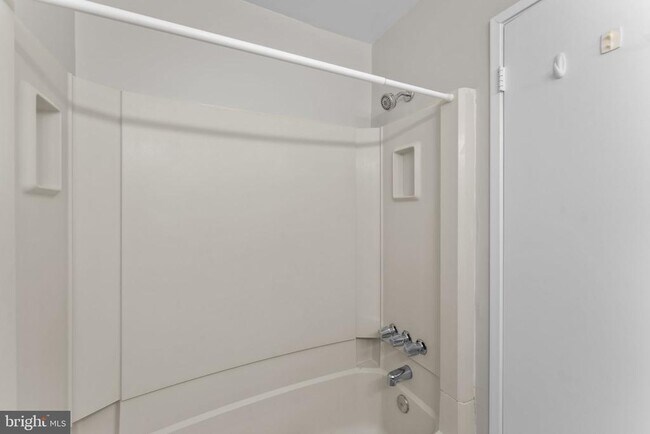 Building Photo - 11331 Headlands Ct